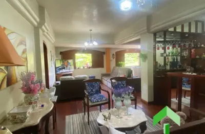 Apartamento duplo a venda em barra do piraí com 04 quartos sendo uma suíte no centro