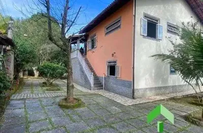 Casa com 6 quartos à venda em Ipiabas, Barra do Piraí  por R$ 800.000