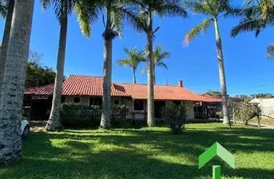 Casa com 3 quartos à venda em Ipiabas, Barra do Piraí , 271 m2 por R$ 639.000