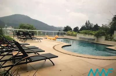 Linda mansão em alphaville - vista permanente para a mata - estuda permuta!