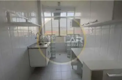 Apartamento de 1 dormitório na vila belmiro, cond baixo, segundo andar