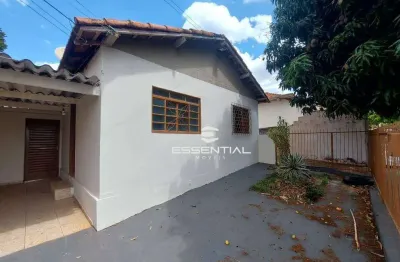 Casa com 3 dormitórios para alugar, 150 m² por R$ 1.550,00/mês - Higienópolis - São José do Rio Preto/SP