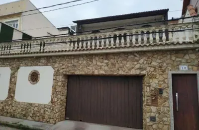 Casa com 5 quartos para alugar na Rua Marapeta, 58, Jardim Guanabara, Rio de Janeiro