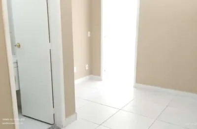 Sala comercial à venda na Estrada do Galeão, 826, Cacuia, Rio de Janeiro