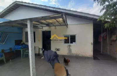 À venda - casa 2 dormitórios no pegorelli  -  caraguatatuba/sp