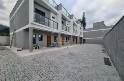 À venda i0240 - casa 2 dormitórios em massaguaçu -  caraguatatuba/sp