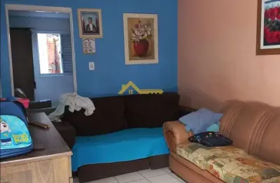 A venda casa pegorelli 2 dormitórios caraguatatuba-sp