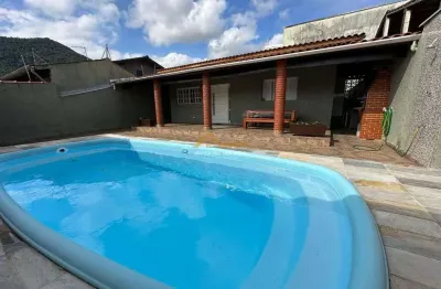 À venda - casa 3 dormitórios no sumaré  -  caraguatatuba/sp