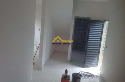 À venda i0939-sobrado 2 dormitórios no balneário dos golfinhos-caraguatatuba/sp