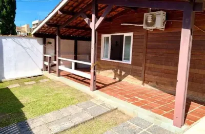 À venda  -  casa 2 dormitórios na praia toninhas - ubatuba/sp