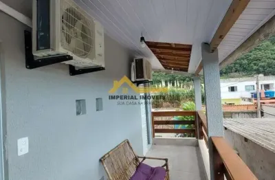 À venda i0920 - casa 2 dormitórios na praia do sapê em ubatuba/sp