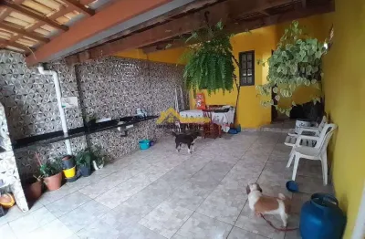À venda - casa com 3 dormitórios no bairro enseada - são sebastião/sp