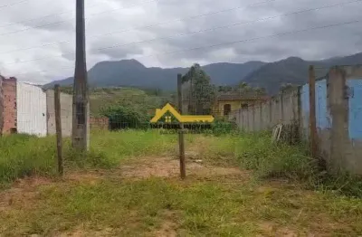 Terreno à venda na Praia do Sape, Ubatuba 