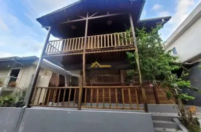 À venda - sobrado 3 dormitórios na praia de são francisco - são sebastião/sp