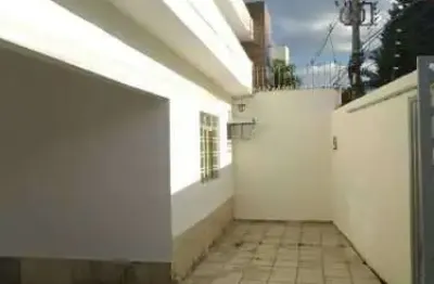 Casa com 3 quartos para alugar na avenida senador josé lourenço dias, setor central, anápolis, 110 m2 por r$ 2.300