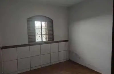 Casa com 3 quartos para alugar na rua tocantins, alvorada, anápolis, 185 m2 por r$ 1.900