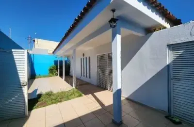 Casa com 3 quartos para alugar na avenida visconde de taunay, jundiaí, anápolis, 150 m2 por r$ 3.600