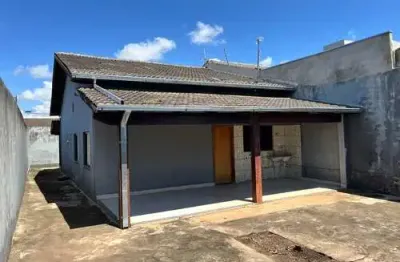Casa com 3 quartos para alugar na rua 4, itamaraty 2ª etapa, anápolis, 110 m2 por r$ 1.550