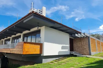 Casa comercial com 8 salas à venda no Centro, Cuiabá 