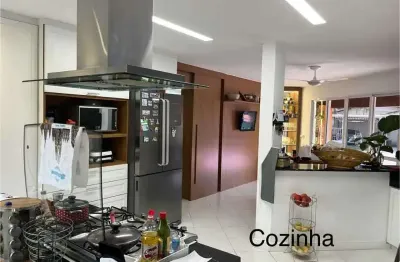 Casa em condomínio fechado com 5 quartos à venda na Rua Nelson Chaves, Taquara, Rio de Janeiro