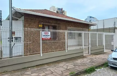 Casa com 3 quartos à venda no São Pelegrino, Caxias do Sul 