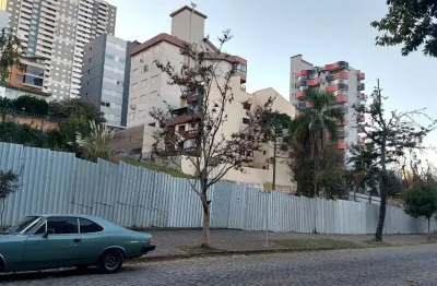 Terreno à venda no Centro, Caxias do Sul 