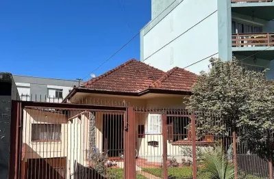 Casa com 6 quartos à venda no Exposição, Caxias do Sul 