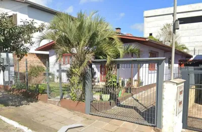 Casa com 4 quartos à venda no Medianeira, Farroupilha 