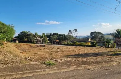 Terreno à venda no Centro, Tuiuti 