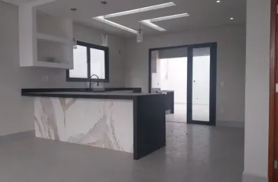 Linda casa moderna no villa real em bragança paulista