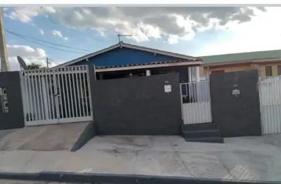 Duas casa anexas, uma com 120m², outra com 60m², no bairro caxambu, jundiaí - sp