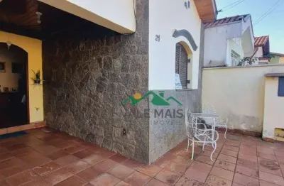 Casa com 3 dormitórios à venda por R$ 400.000 - Campo do Galvão - Guaratinguetá/SP