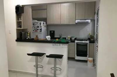 Apartamento com 2 dormitórios à venda, 74 m² por R$ 350.000 - Residencial Village Santana - Guaratinguetá/SP
