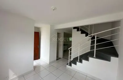 Casa com 2 quartos para alugar na Rua Ana Gonçalves Da Cunha 751, Monte Castelo, São José dos Campos