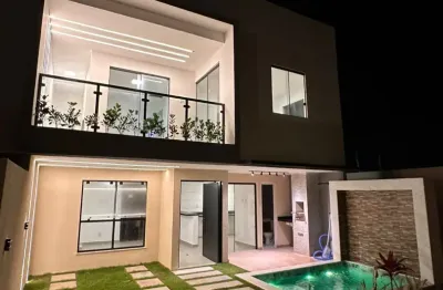 More com conforto e exclusividade em uma casa moderna, com infraestrutura completa e uma localização privilegiada.