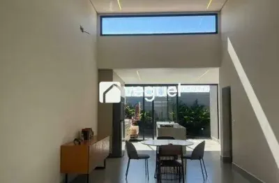 Casa em condomínio com 172m² de construção, 3 suítes para alugar em Quinta da Mata, Ribeirão Preto/SP