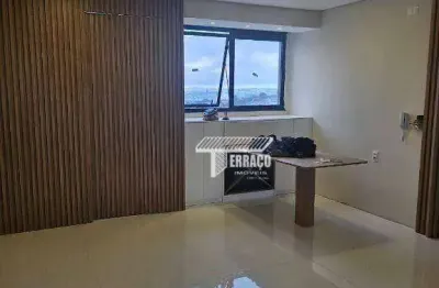Apartamento amplo, ótima localização no bairro jardim!