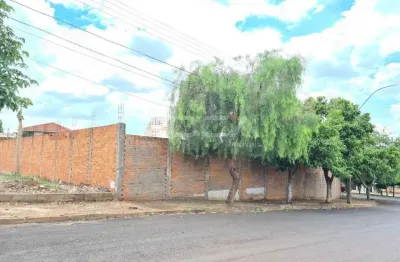 Venda de terreno / padrão na cidade de ribeirão preto