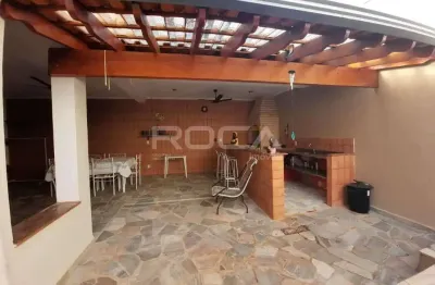 Sobrado com 3 dormitórios e área de lazer em ribeirão preto