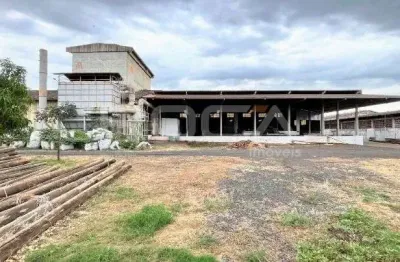 Galpão industrial muito bem localizado à 2 km do aeroporto leite lopes em ribeirão preto e à 3 km da rodovia anhanguera