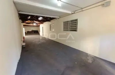 Casa sobrado com galpão comercial para alugar no bairro república, em ribeirão preto.
