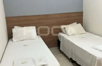 Apartamento kitnet para alugar no bairro jardim macedo, em ribeirão preto.