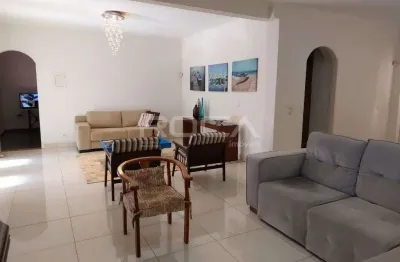 Casa à venda com 4 quartos sendo 2 suítes no bairro ipiranga, em ribeirão preto.
