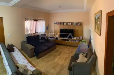 Casa com 4 quartos sendo 2 suítes no bairro vila elisa, em ribeirão preto.