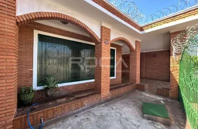 Casa para locação e venda com 3 quartos, sendo 1 suíte no bairro monte alegre, em ribeirão preto.