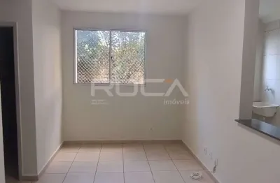 Apartamento Térreo à Venda no Monte Alegre em Ribeirão Preto com 2 Dormitórios e Garagem Coberta