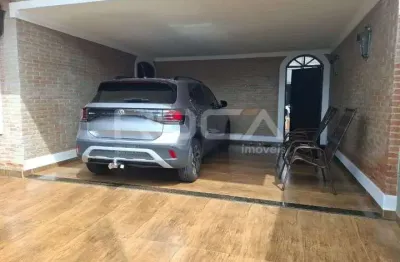 Casa térrea com 4 quartos à venda no bairro Jardim Antártica, em Ribeirão Preto