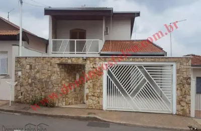 Casa à venda na Vila Cordenonsi, Americana 