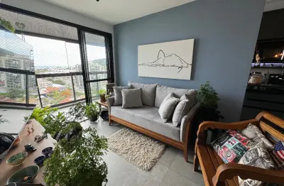 Cobertura com dois quartos, uma suite, vista mar, 100% sol manhã, barra bonita, recreio dos bandeirantes. aceita ouvir ofertas!