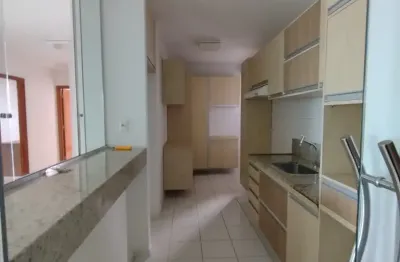 Alugo Apartamento no Bairro Parque 10 - Garden Club Av Maneca Marques
